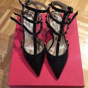 Authentic Valentino Rockstuds Black Patent